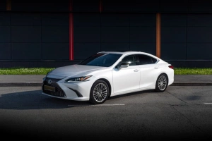 Lexus ES250