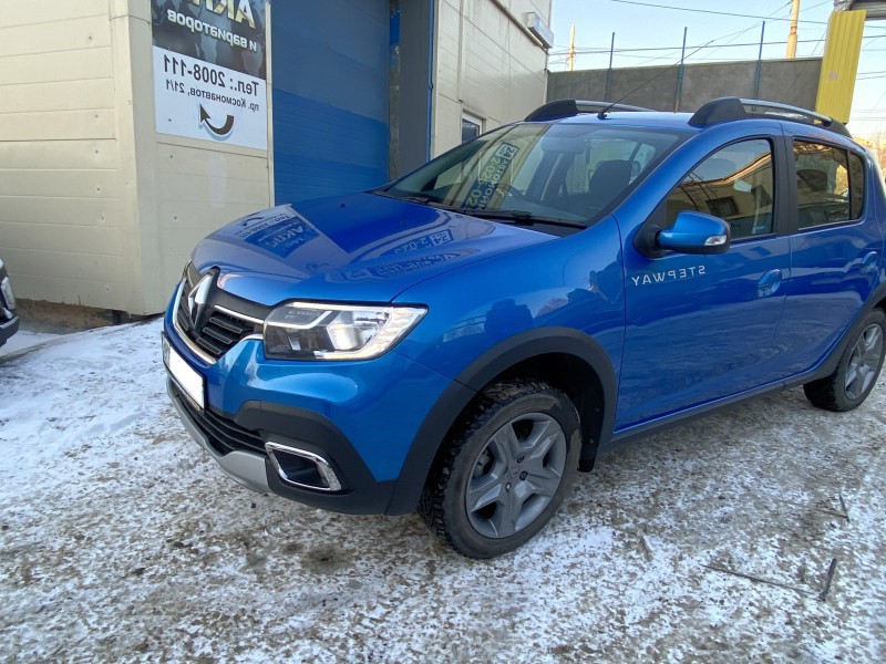 RENAULT SANDERO STEPWAY