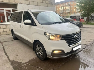 Hyundai H-1