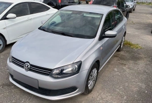 VW Polo Sedan