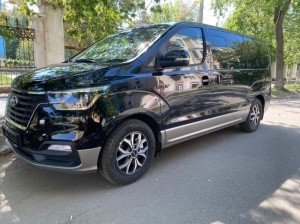 Hyundai H-1